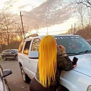 Meet your Posher, Daniielle